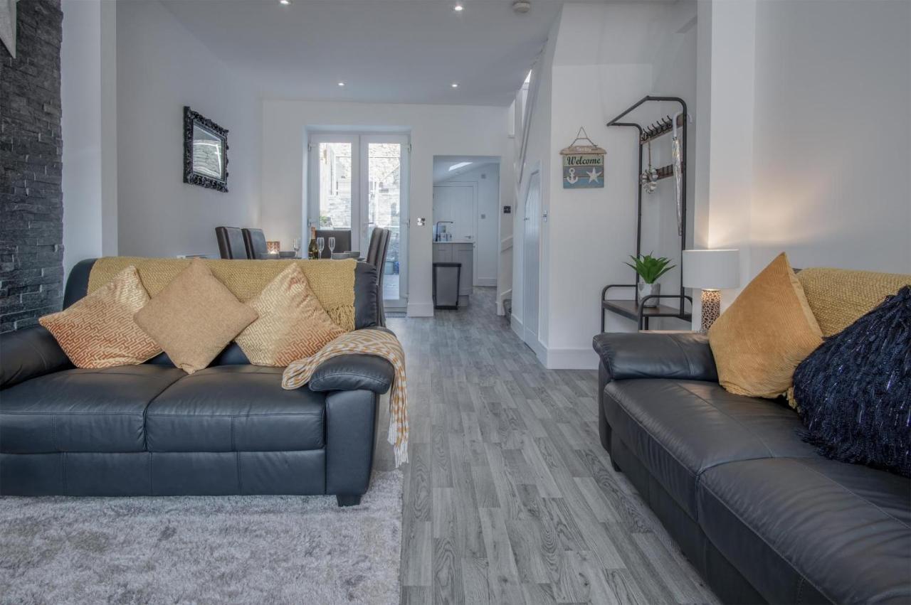 Hawtree Cottage - 2 Bedroom Cottage - Tenby Exterior photo