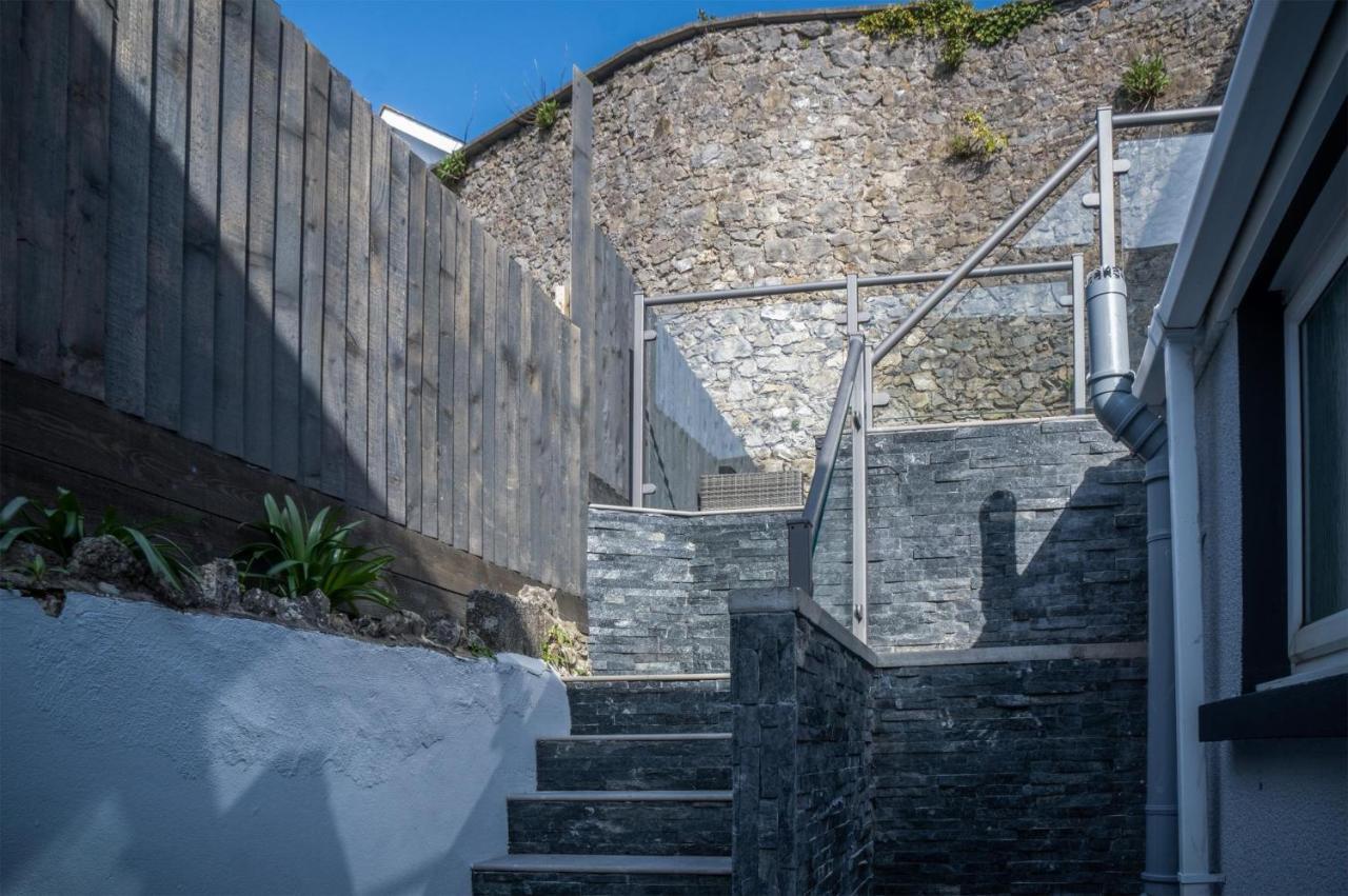 Hawtree Cottage - 2 Bedroom Cottage - Tenby Exterior photo