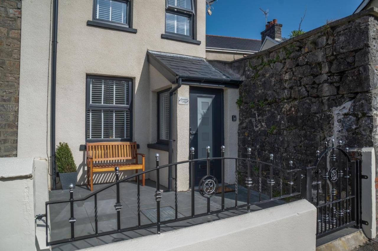 Hawtree Cottage - 2 Bedroom Cottage - Tenby Exterior photo